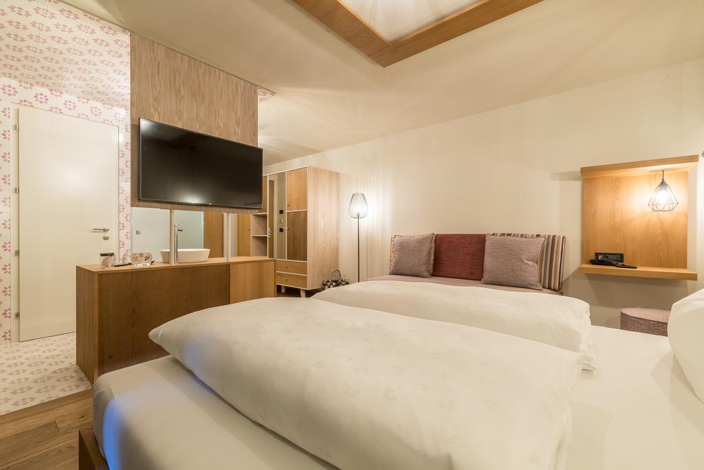 Hotel Tofana San Cassiano  Extérieur photo